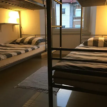 Eagle's Nest بوستوينا