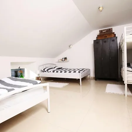 Eagle's Nest Hostel
