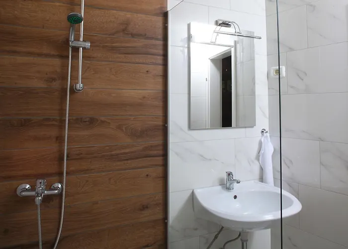 旅馆 Eagle's Nest 波斯托伊纳